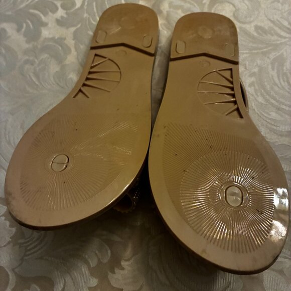 INC Women's Madena Slip On Flat Jelly Bow Pearl Sandals Beige Nude Size 6 - Picture 2 of 5